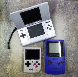 Bittboy Game Boy and NES handheld game console review - The Gadgeteer