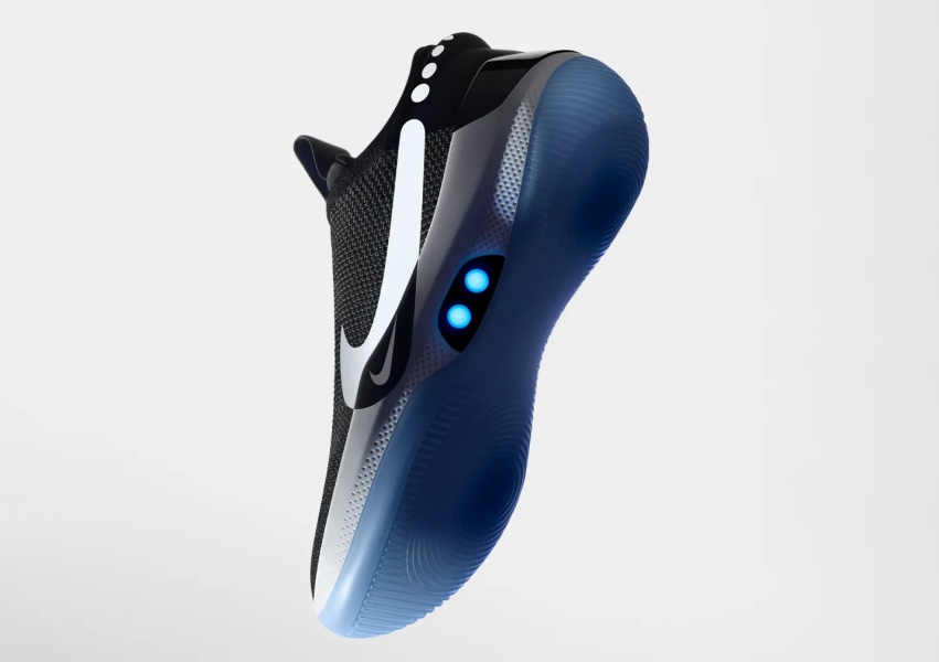 self-lacing, smart basketball shoe 