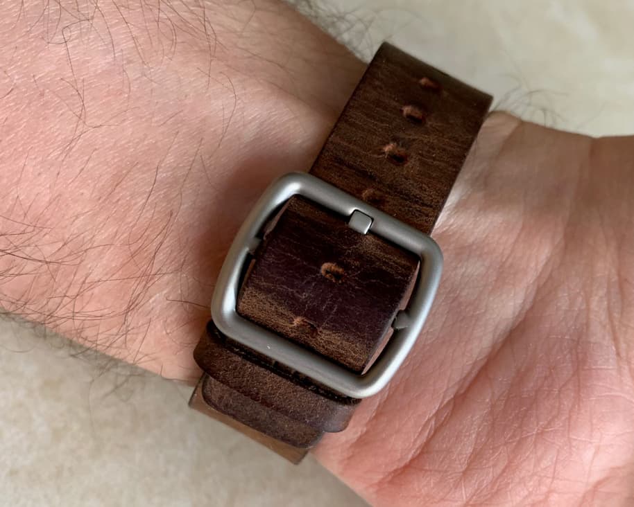 Merido Vintage Apple Watch Band 006