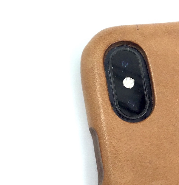 saddleback leather phone case