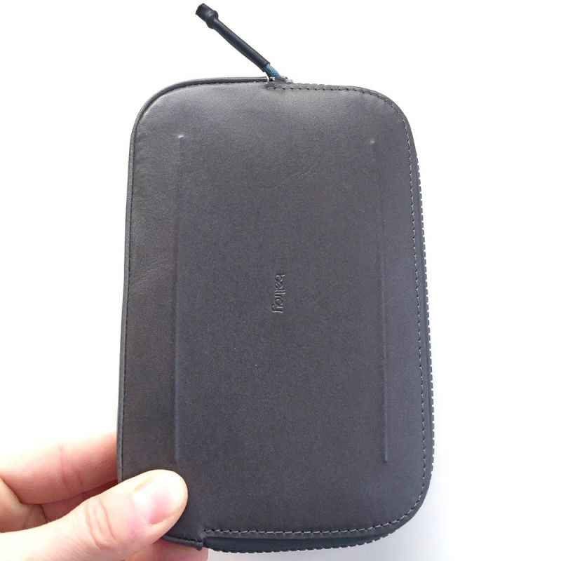 bellroy allconditionsessentialspocket 10 1