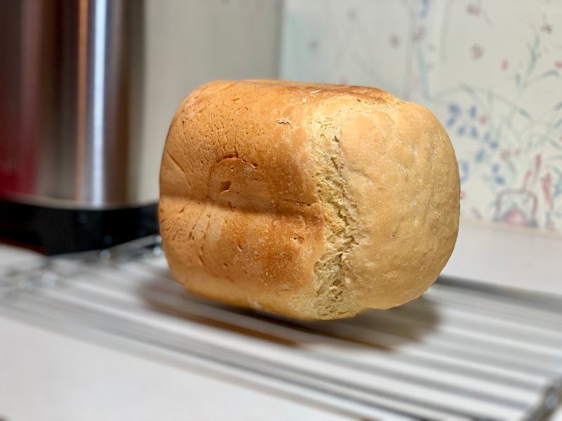 https://the-gadgeteer.com/wp-content/uploads/2019/02/cuisinart-compactautomaticbreadmaker-review-10.jpg