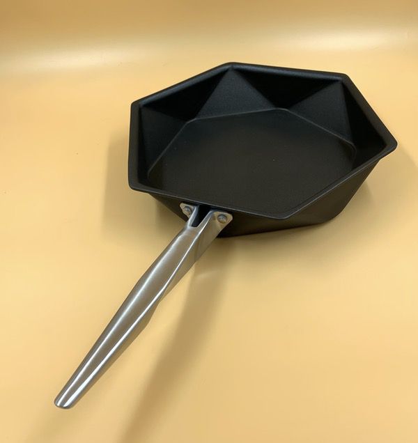 EdgeOfBelgravia StingrayFryingPan 2