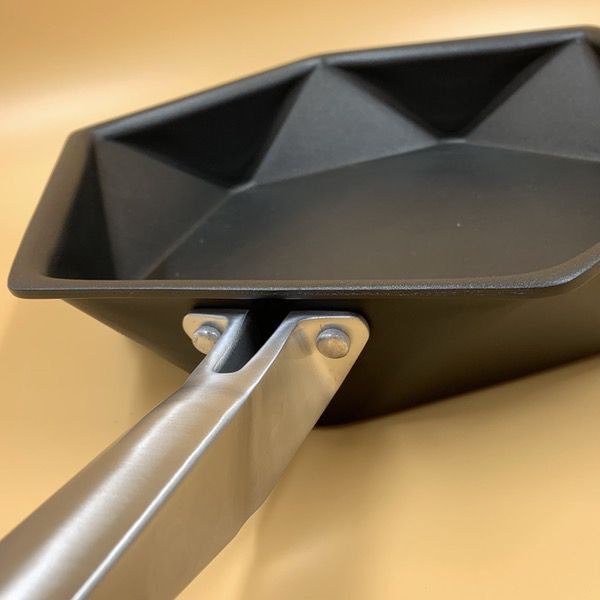 EdgeOfBelgravia StingrayFryingPan 3