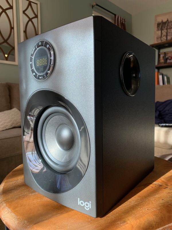 Enumerate Alt det bedste dyr Logitech Z606 5.1 Surround Speaker System Review - The Gadgeteer