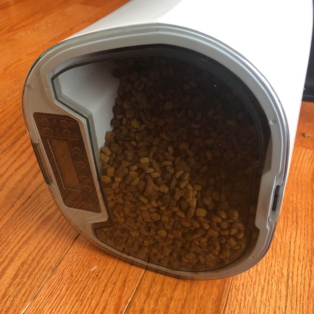 Wopet automatic pet feeder review - The Gadgeteer