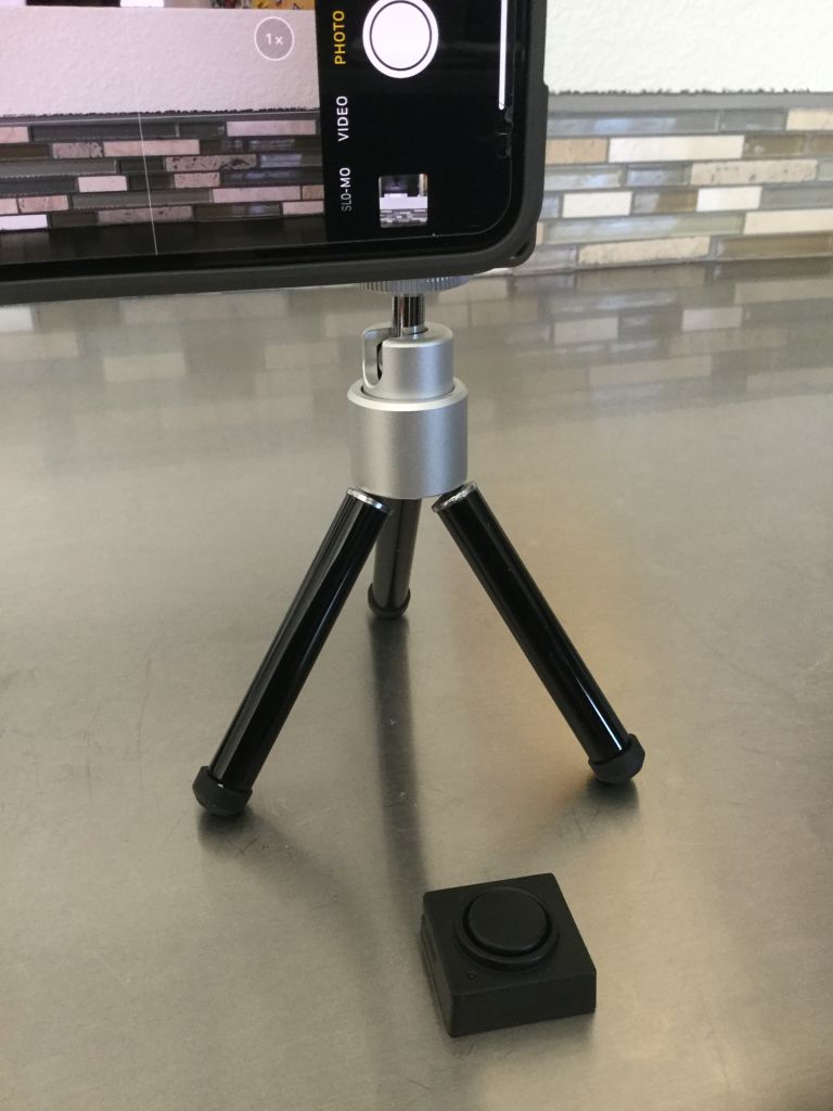 SNAP! Grip Bluetooth Shutter Grip with Phone Case Review The Gadgeteer