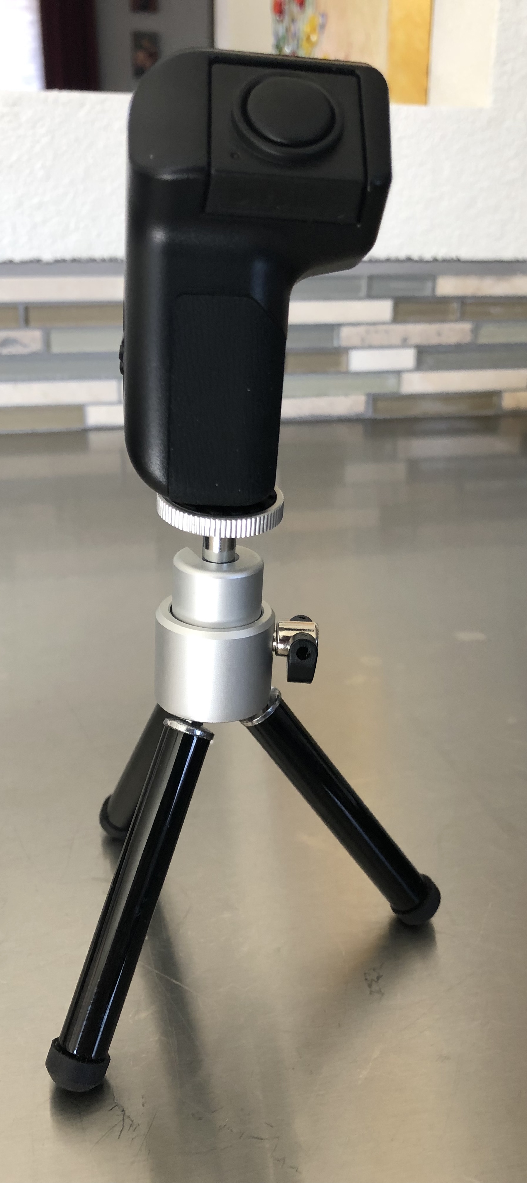 SNAP! Grip Bluetooth Shutter Grip with Phone Case Review The Gadgeteer