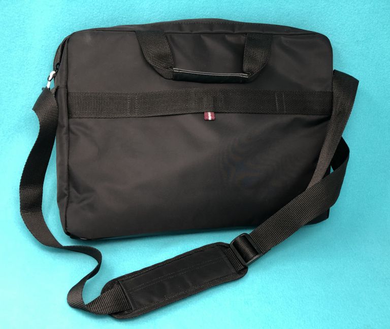 Solo New York Lead Slim Brief review - The Gadgeteer