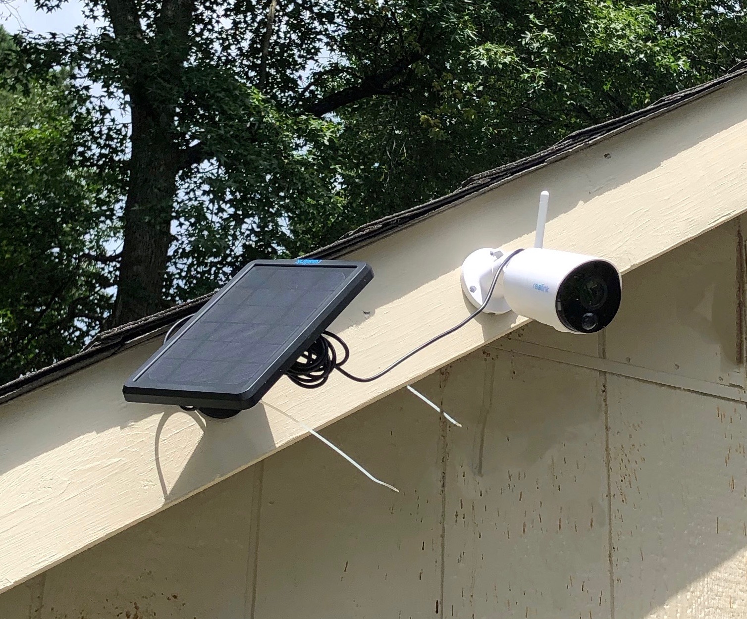 Reolink Wireless Camera With Solar Panel 