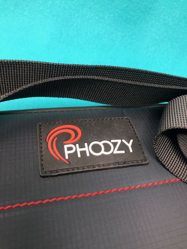 PhoozyCapsule 9