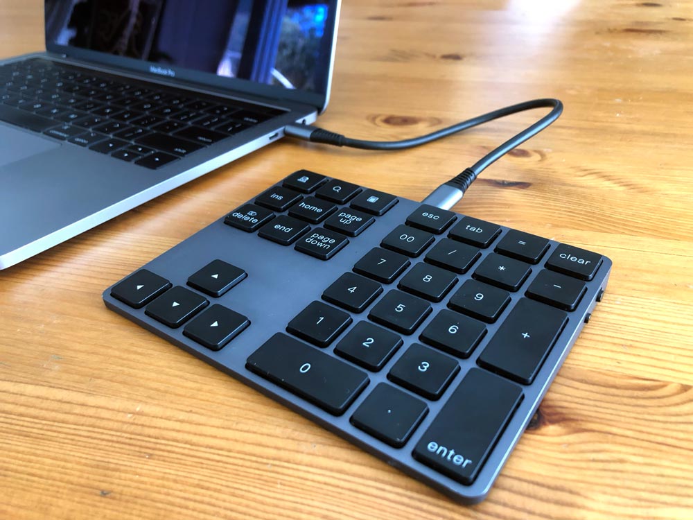 wireless keyboard with number pad