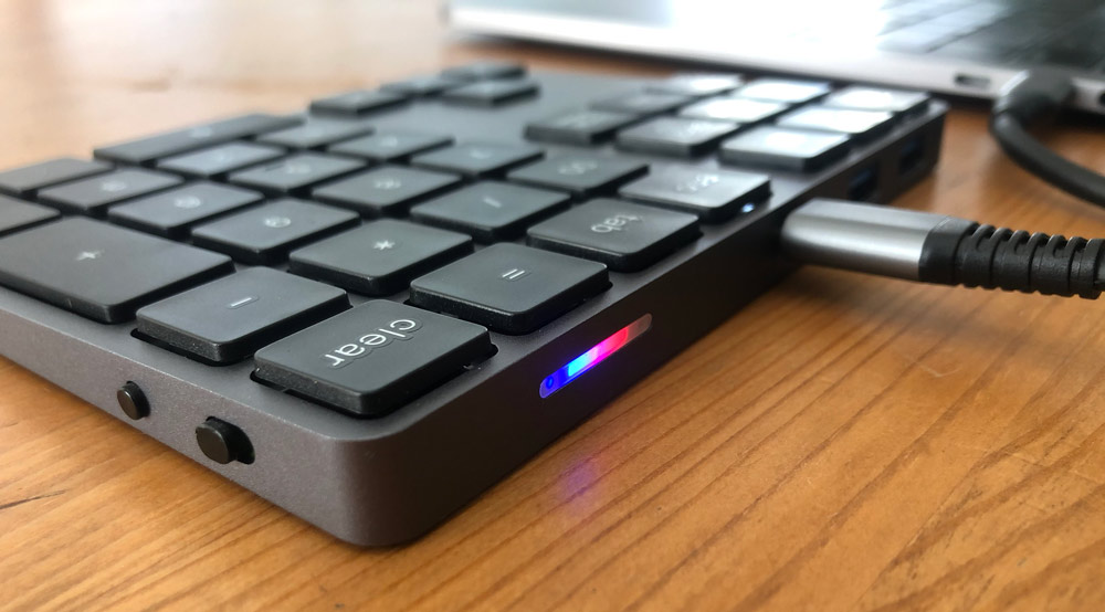 Keyboard also serves as USB-C hub with 11 ports from audio jack to VGA -  CNX Software