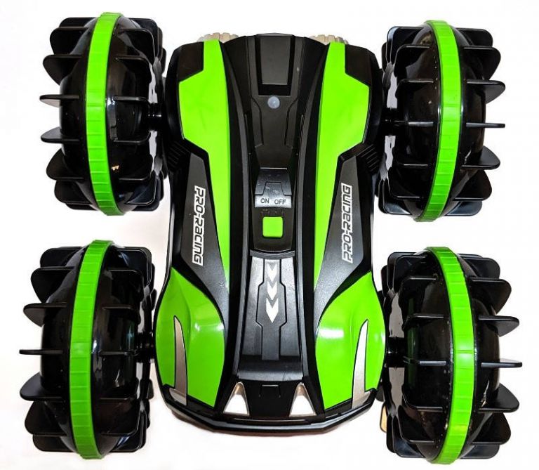 FREE TO FLY Amphibious Radio Control 4WD Car review The Gadgeteer