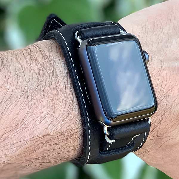 For anyone curious about The Bradley Cuff from Pad & Quill... : r/AppleWatch