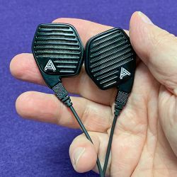 Audeze LCDi3 18