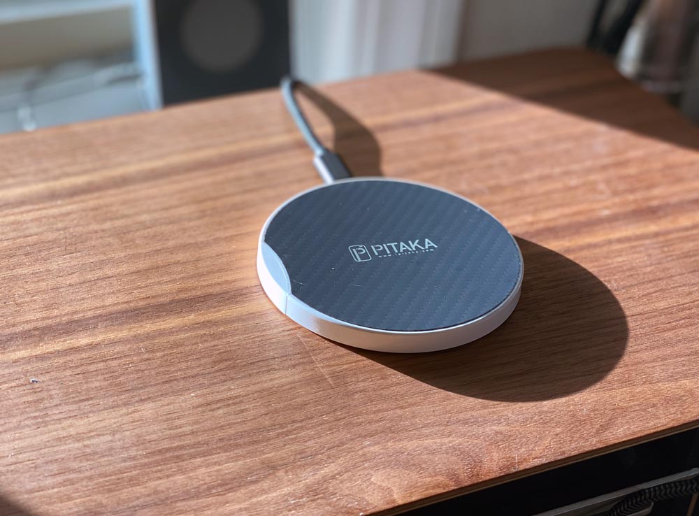 Pitaka Fast Wireless Charging Pad review - The Gadgeteer