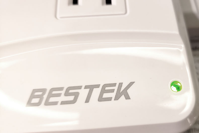 bestek travelcharger 12