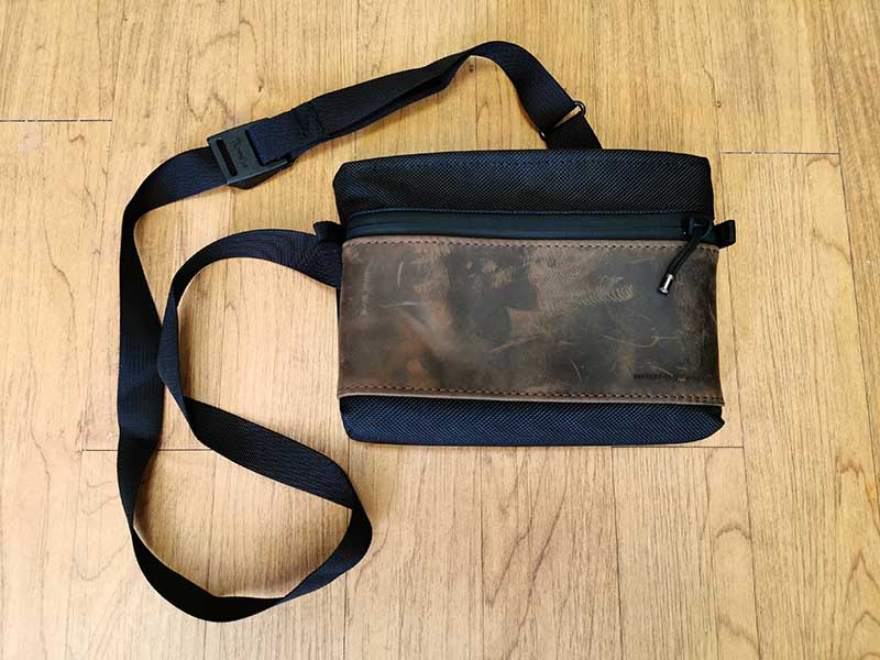 WaterField Designs Marqui crossbody pouch review - The Gadgeteer