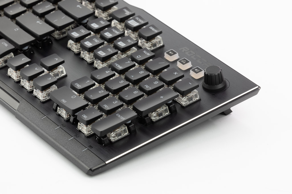 Roccat Vulcan 122 Aimo Keyboard And Kain 0 Aimo Mouse Review The Gadgeteer