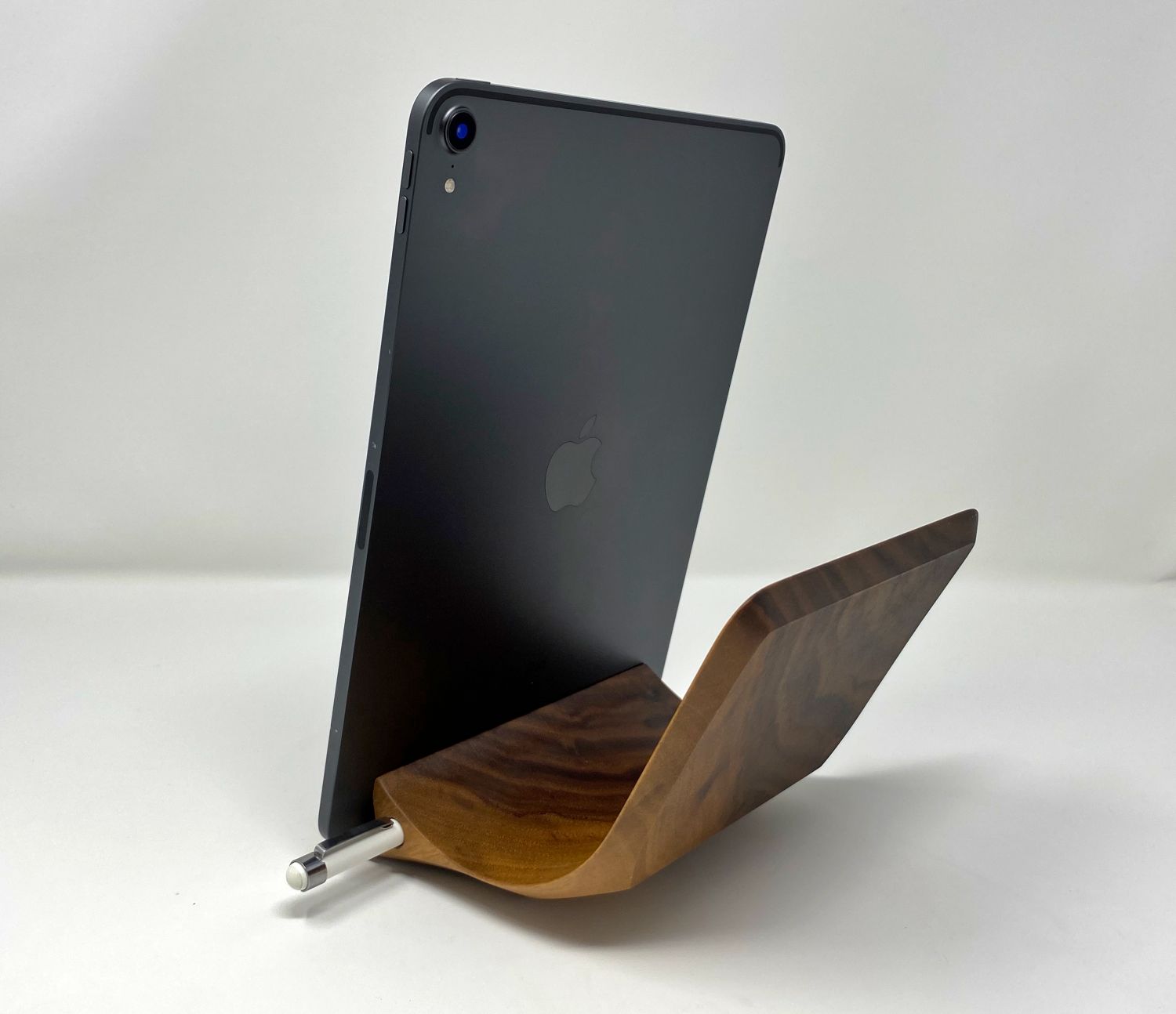 iPad Pro Stand with Apple Pencil Holder Wood – YOHANN