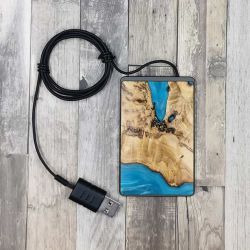 Carved wood and resin thin wireless charger review