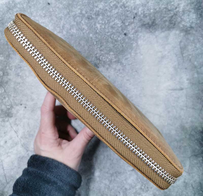 Galen Leather A5 Leather Zip Folio review The Gadgeteer