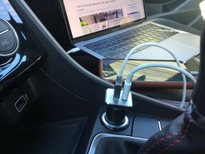 Moshi QuickDuoCarCharger 6
