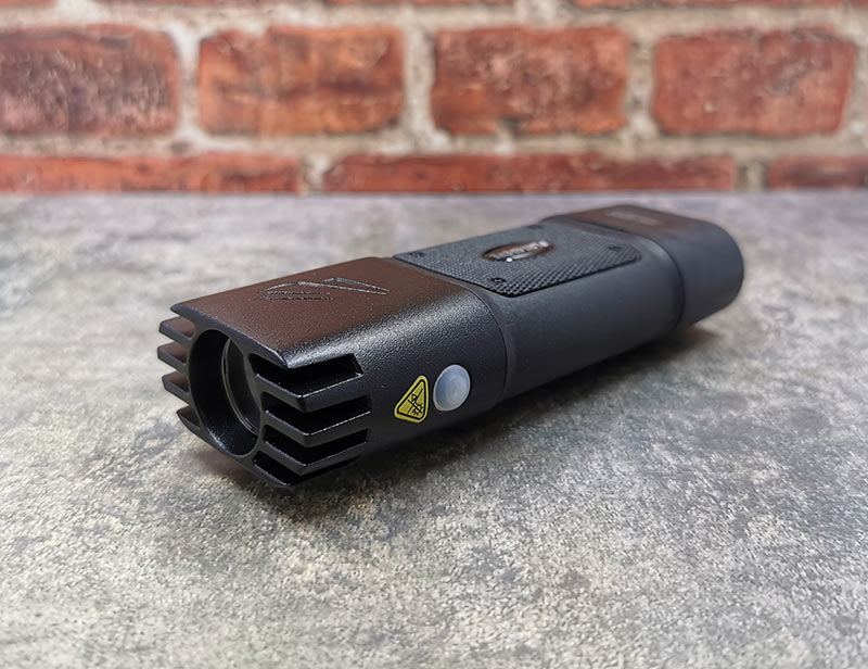 Panther Vision FLATEYE Rechargeable FR-1000 LED flashlight review - The  Gadgeteer