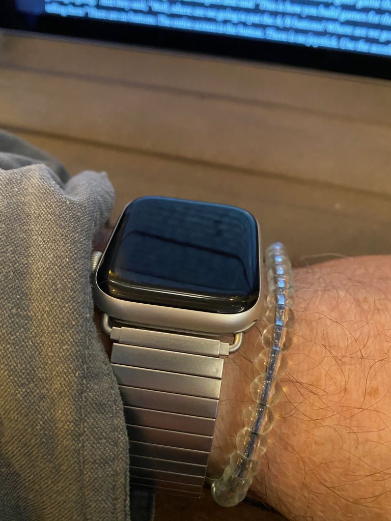 Speidel Twist-O-Flex Apple Watch band review - The Gadgeteer