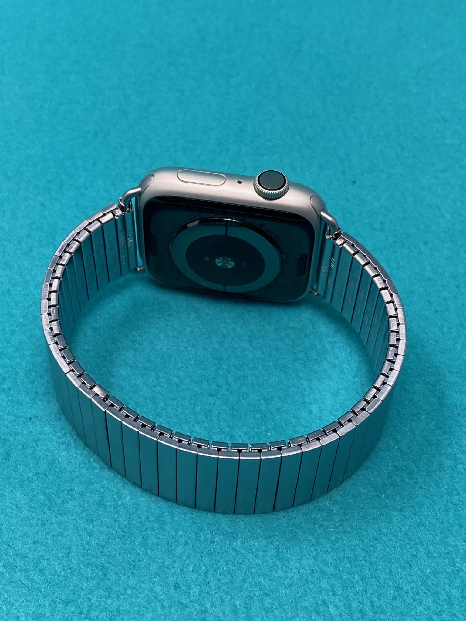 Speidel Twist-O-Flex Apple Watch band review - The Gadgeteer