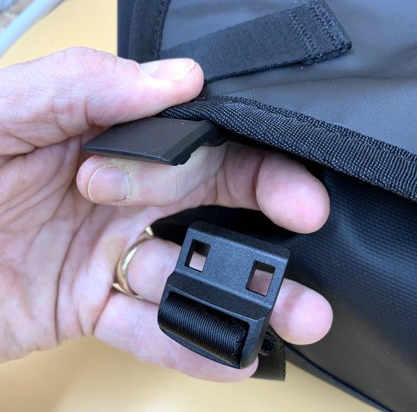 Review: Timbuk2 Shift Messenger 