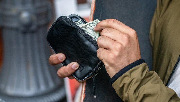 Chrome Industries Zip Wallet is simple, tough, and protective