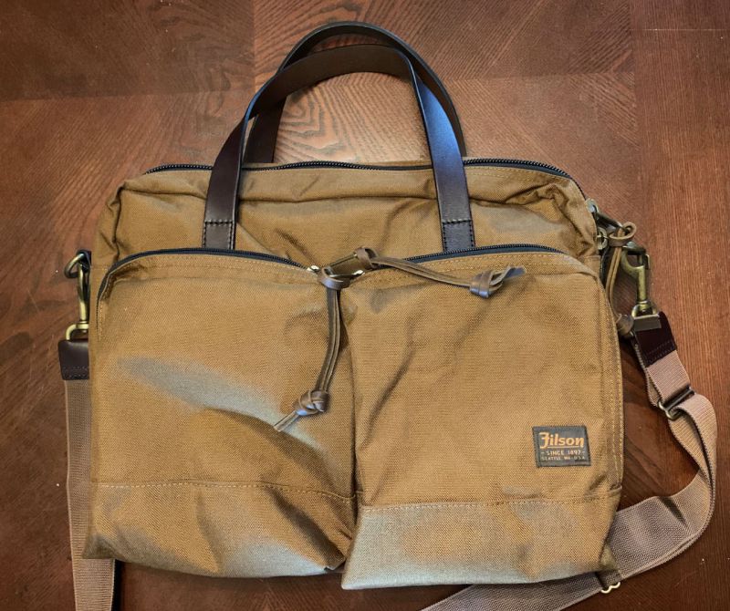 Filson Dryden Briefcase review - The Gadgeteer