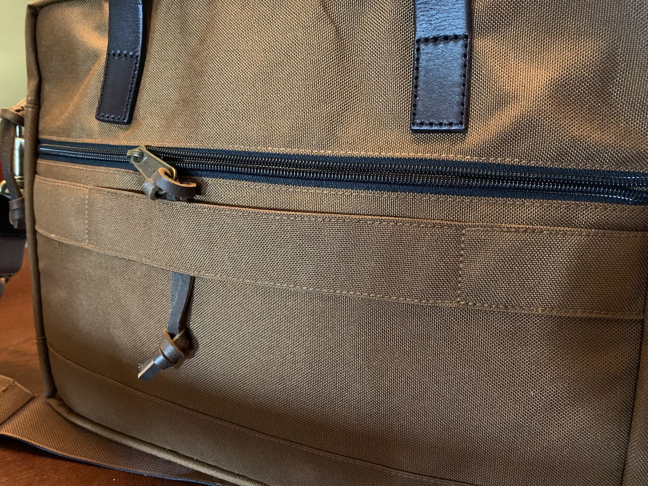 Filson Dryden Briefcase Review 7