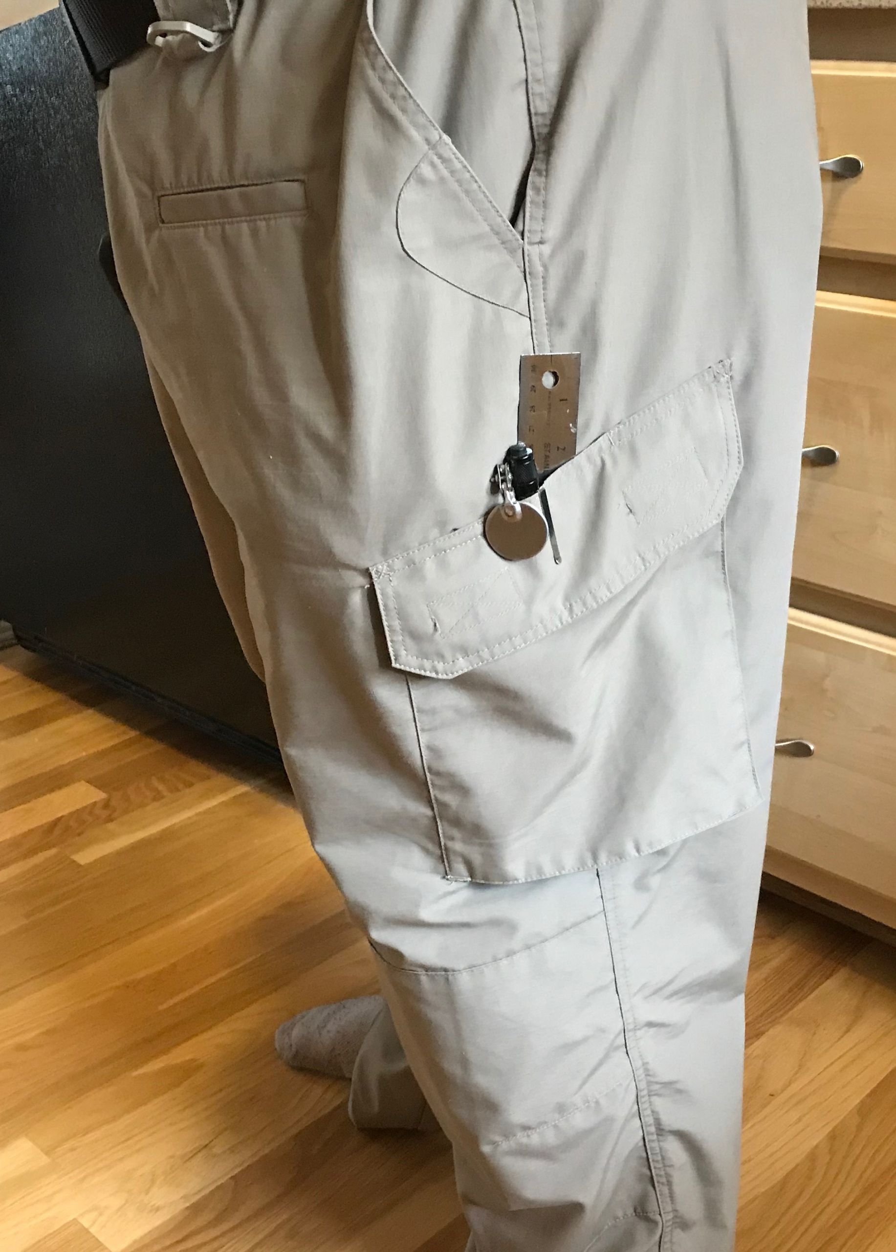 LA Police Gear Men's Operator Pant with Lower Leg Pockets