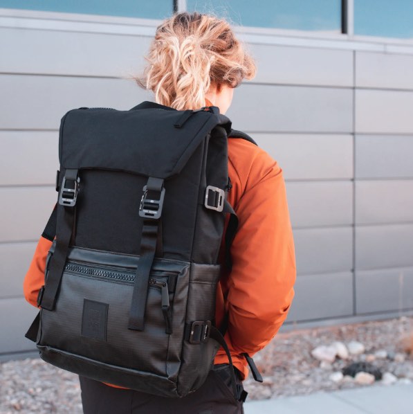 topo designs rover backpack