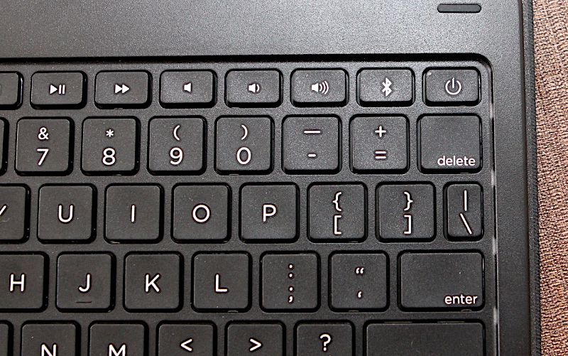 zagg keyboard typing wrong letters