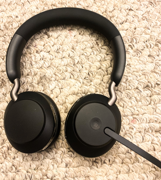 Jabra evolve2 best sale 65 review