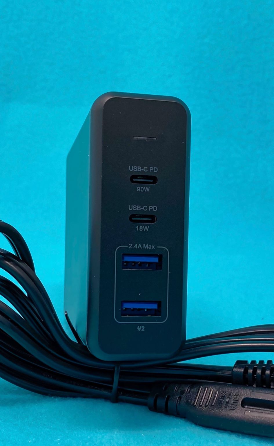 satechi 108w pro usb c pd desktop charger