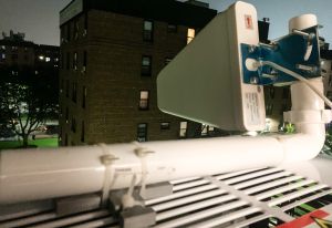 Booster Planet Cell Phone Signal Booster 1