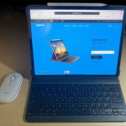 Logitech Slim Folio Pro keyboard and Pebble i345 Mouse review – a good alternative to trackpads