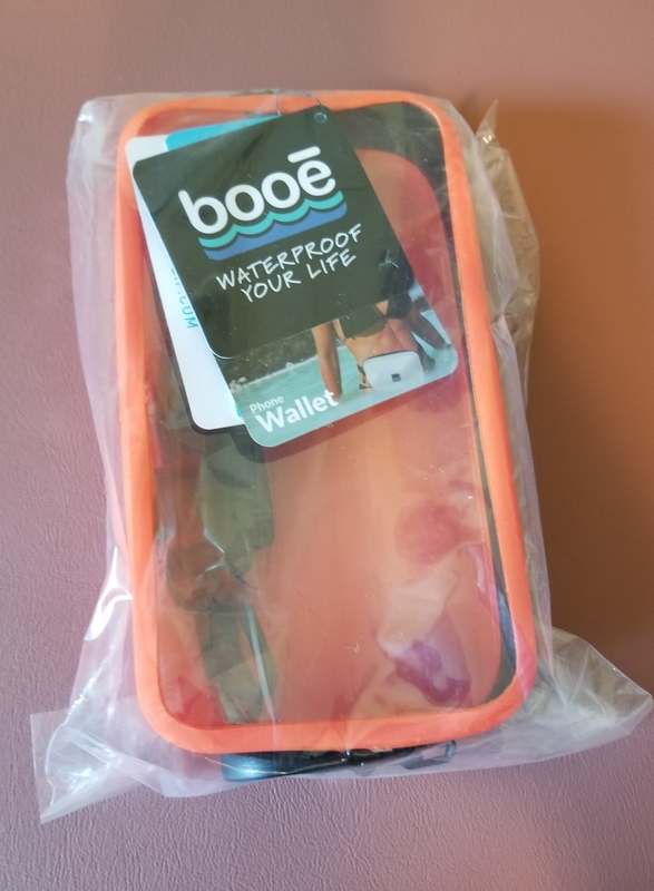 Booē Waterproof DayPack backpack review - The Gadgeteer