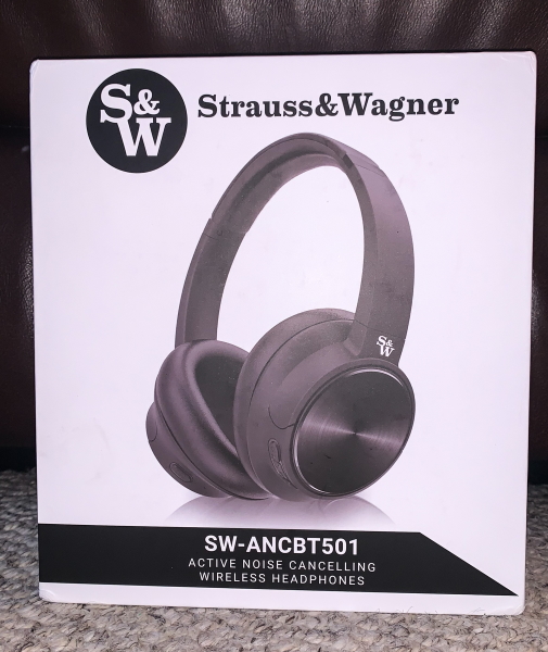 Strauss Headphones 1