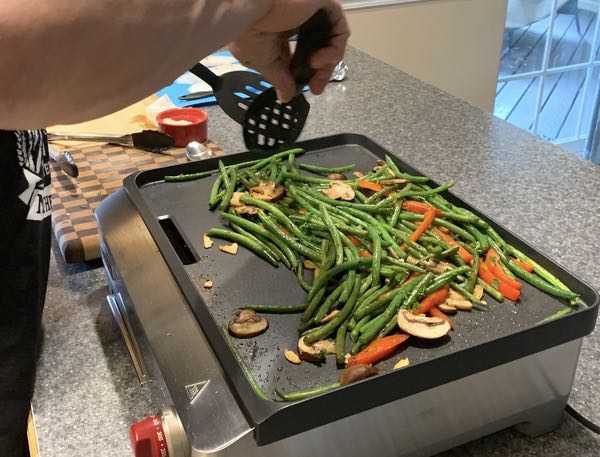 Wolf Gourmet Precision Electric Griddle review - The Gadgeteer