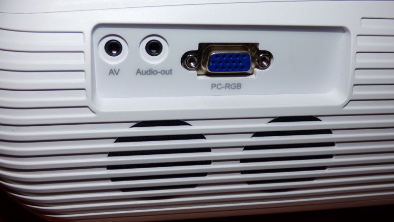 Yaber Y30 video projector review - The Gadgeteer