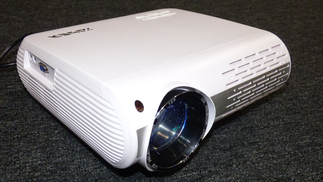 Yaber Y30 video projector review The Gadgeteer