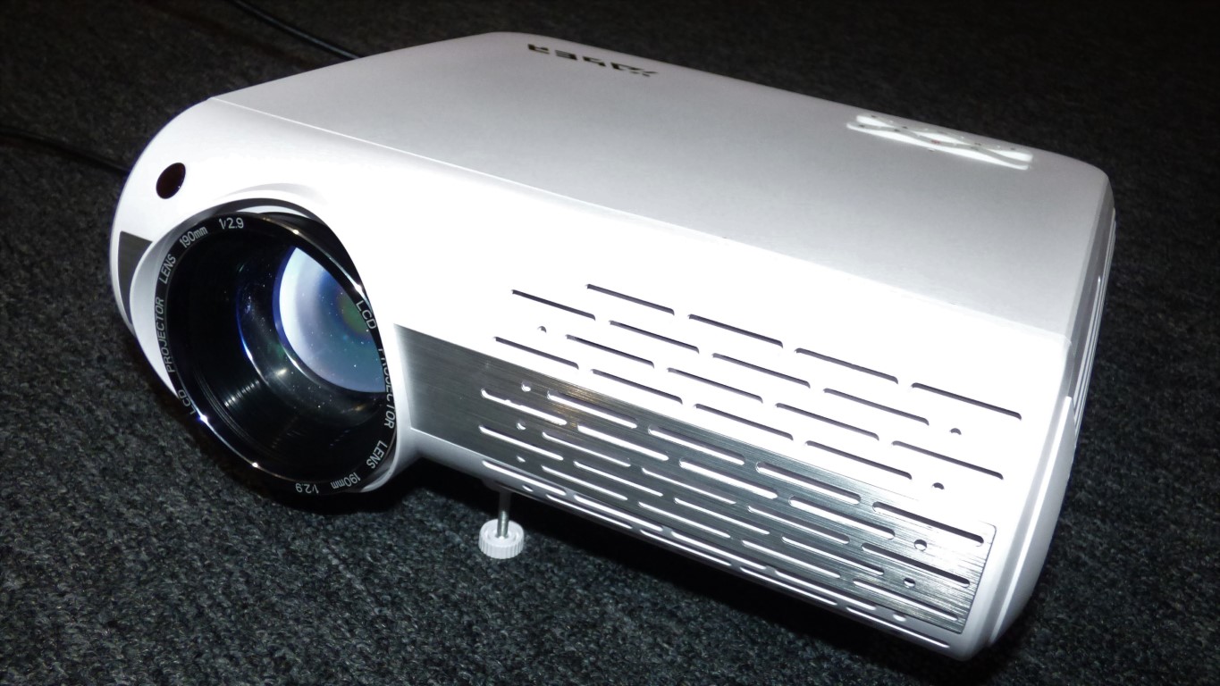 Yaber Y30 video projector review - The Gadgeteer