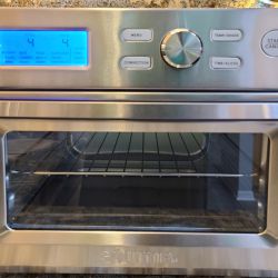 Gourmia GTF7600 16-in-1 digital air fryer oven review