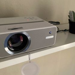 EZCast Beam V3 Projector review – Magic in a box?